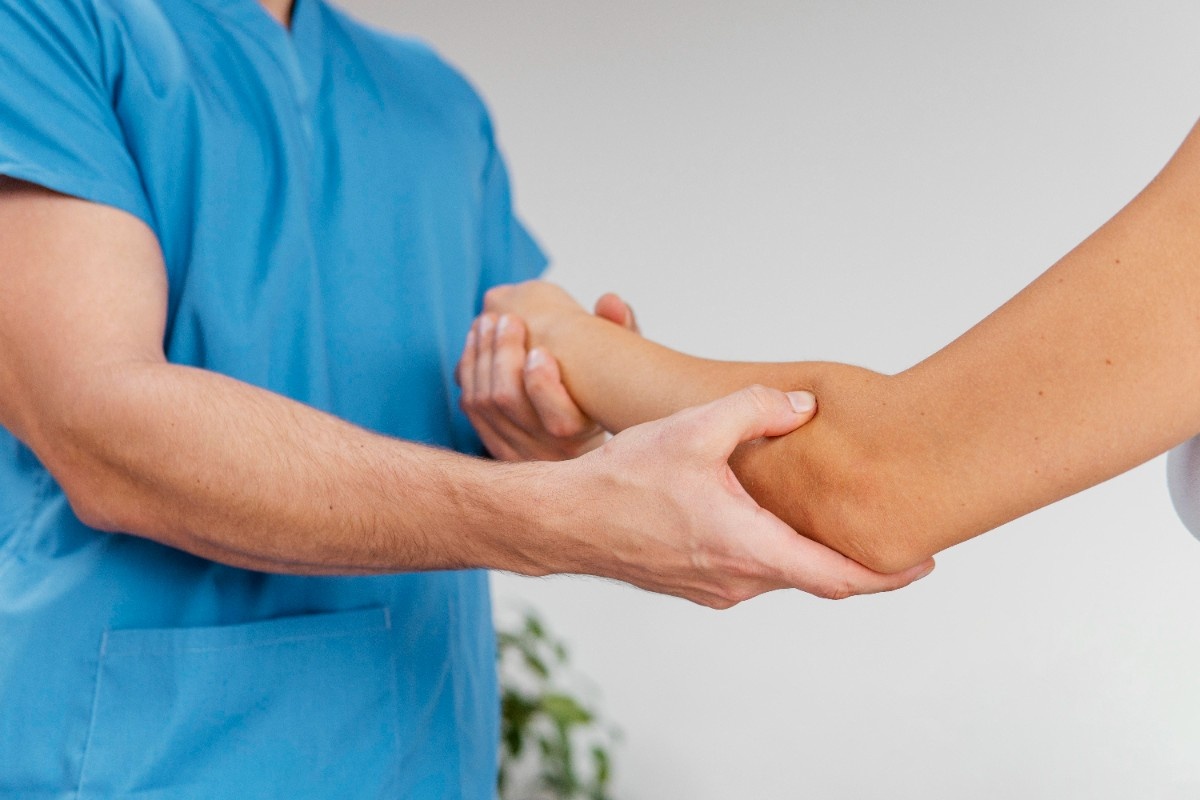 Rheumatology Specialist with Patient